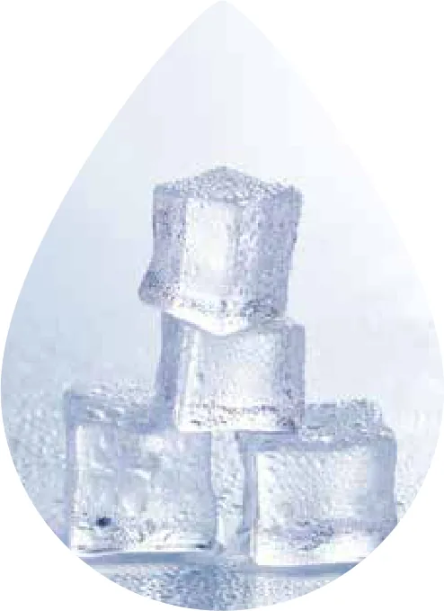 Cube ice — large clear cubes
